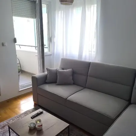 Tara 公寓